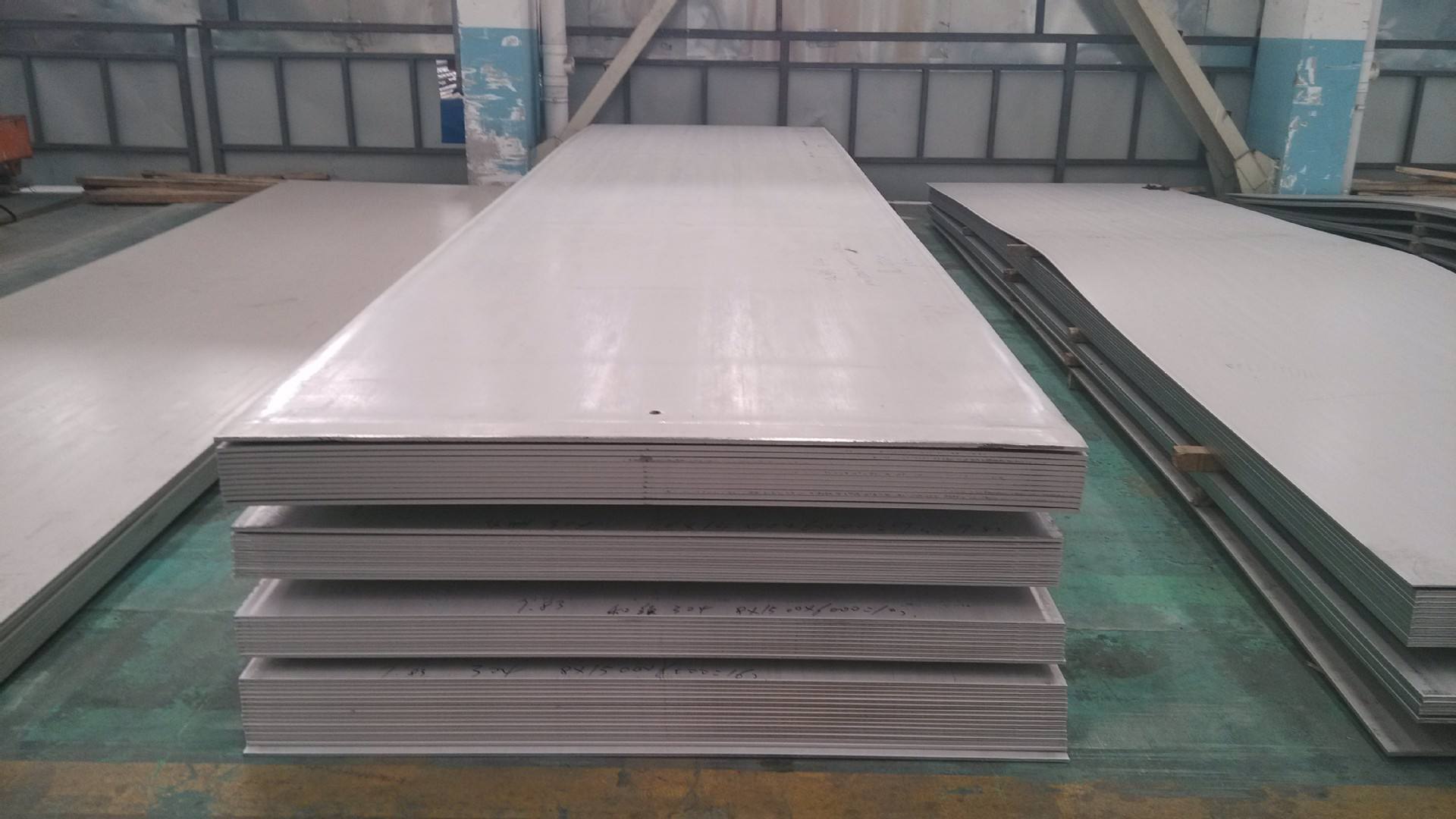 重庆钢板在一定程度上将有效支撑钢价的低位回升